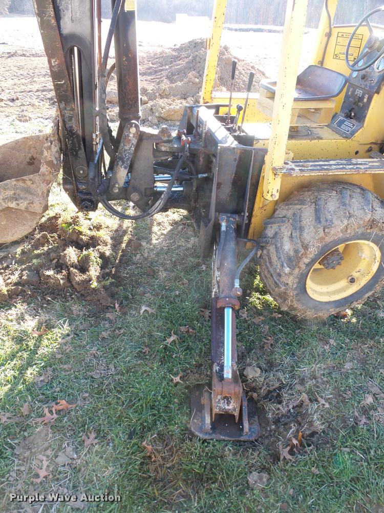 image for item DA5785 New Holland LB620 articulated backhoe