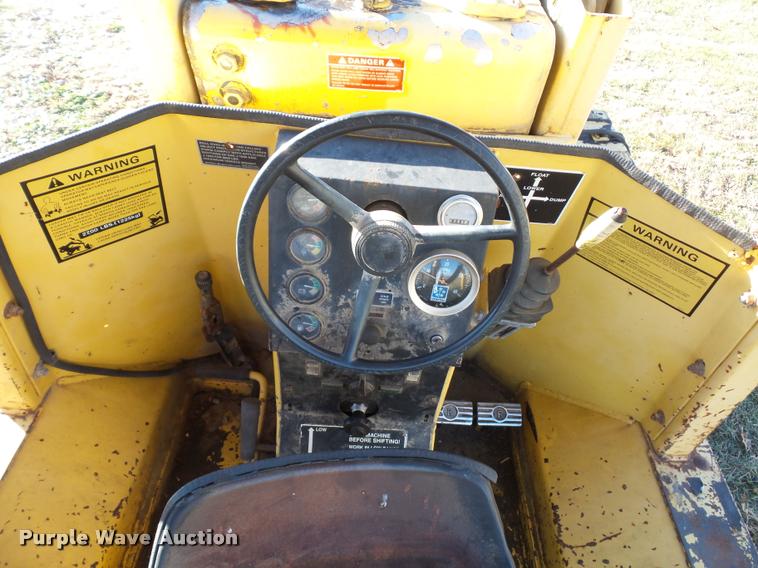 image for item DA5785 New Holland LB620 articulated backhoe