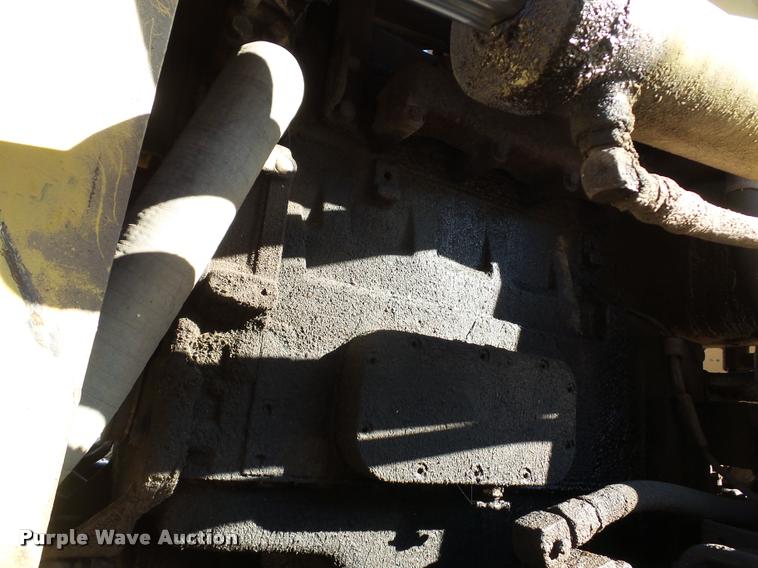 image for item DA5785 New Holland LB620 articulated backhoe