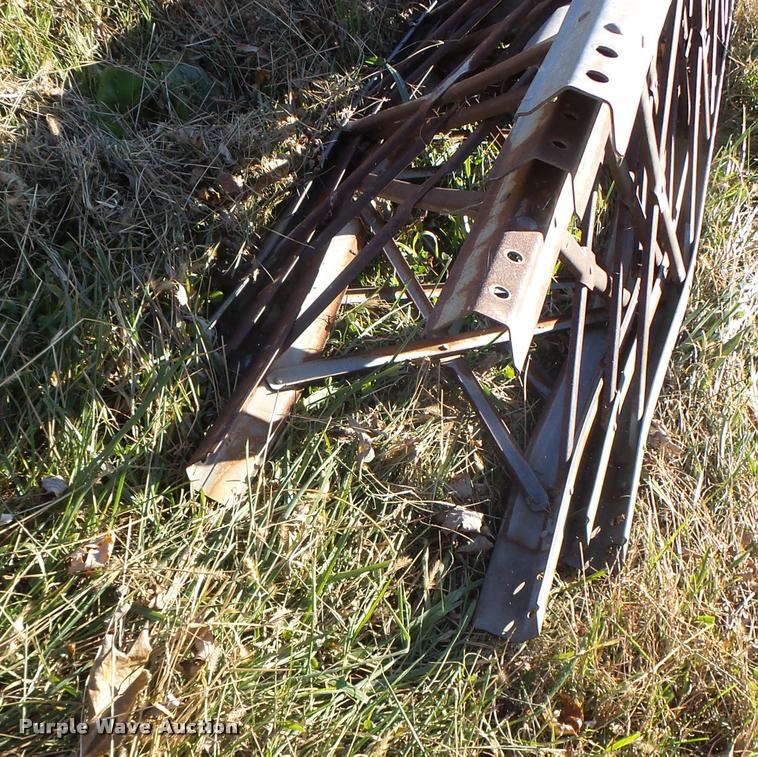 image for item DA9279 Metal tower