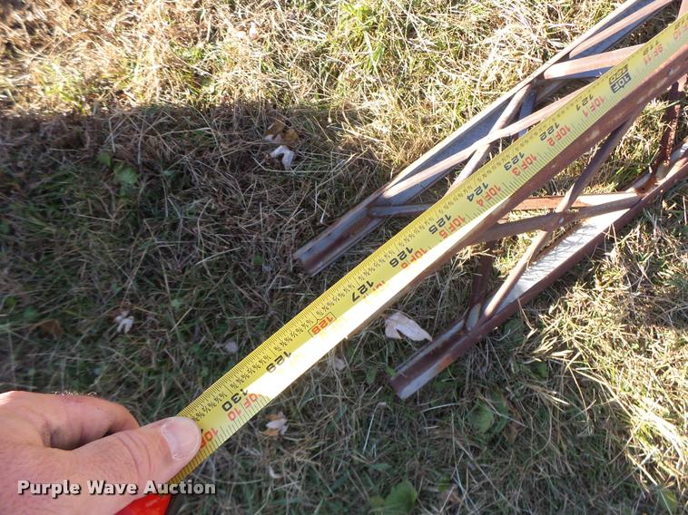 image for item DA9279 Metal tower