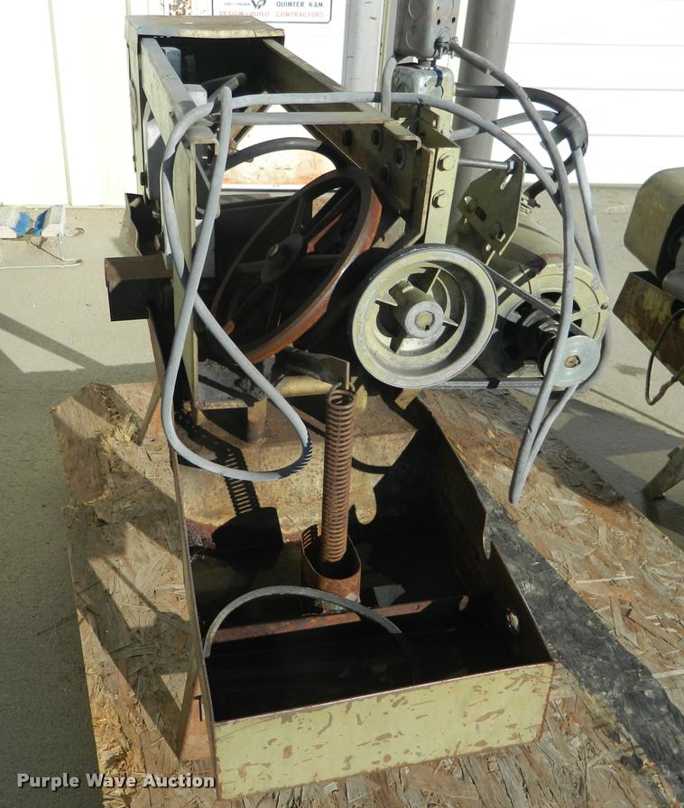 image for item DA9659 Kalamazoo 7AW metal bandsaw