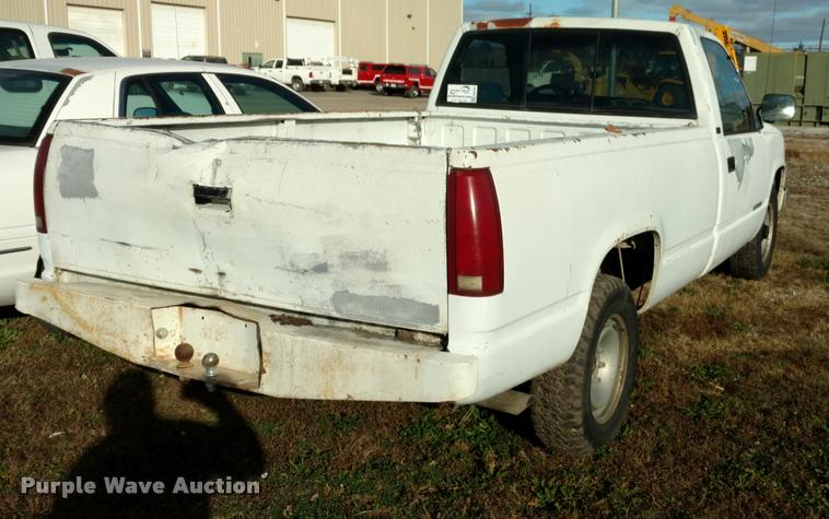 image for item DB0750 1991 Chevrolet Cheyenne 2500 pickup truck