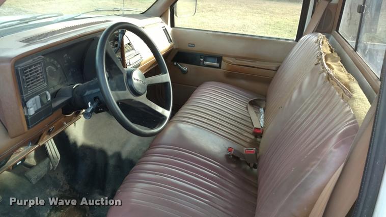 image for item DB0750 1991 Chevrolet Cheyenne 2500 pickup truck