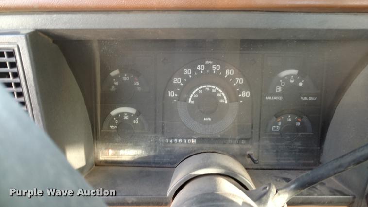 image for item DB0750 1991 Chevrolet Cheyenne 2500 pickup truck