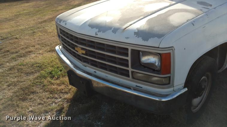 image for item DB0750 1991 Chevrolet Cheyenne 2500 pickup truck