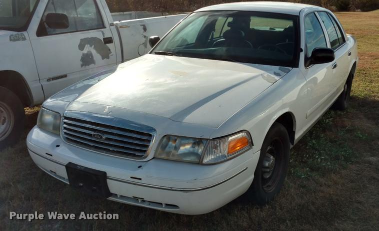 image for item DB0751 1998 Ford Crown Victoria Police Interceptor