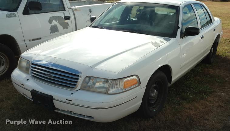 image for item DB0751 1998 Ford Crown Victoria Police Interceptor