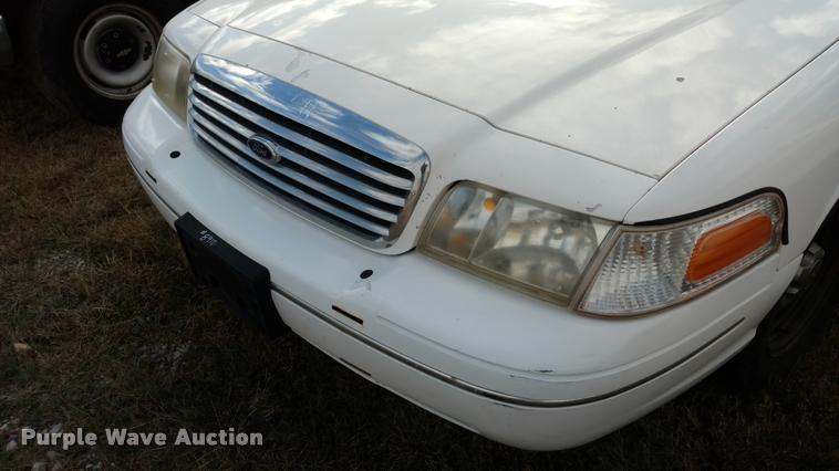 image for item DB0751 1998 Ford Crown Victoria Police Interceptor