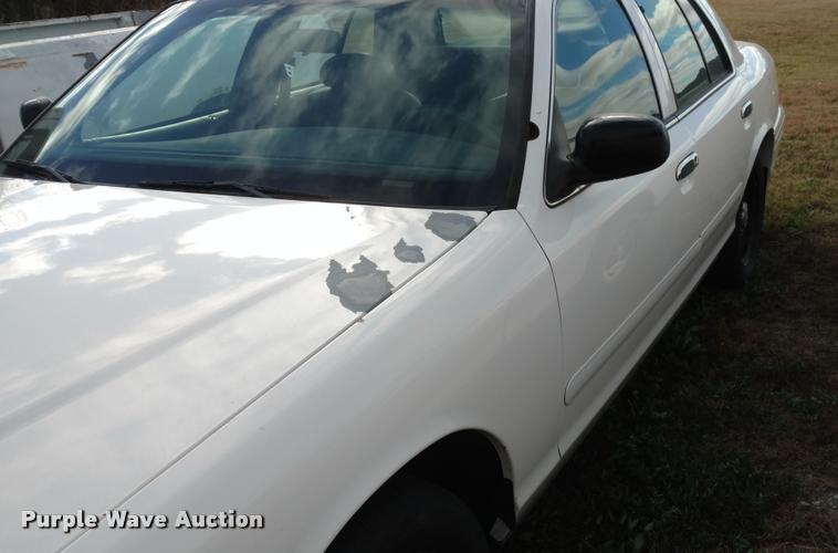 image for item DB0751 1998 Ford Crown Victoria Police Interceptor