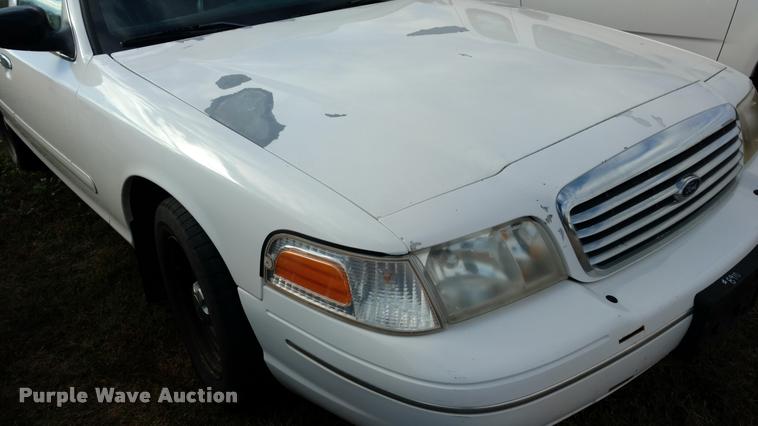 image for item DB0751 1998 Ford Crown Victoria Police Interceptor