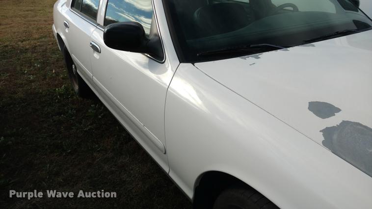 image for item DB0751 1998 Ford Crown Victoria Police Interceptor
