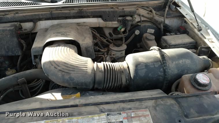 image for item DB0752 1997 Ford F150 SuperCab pickup truck