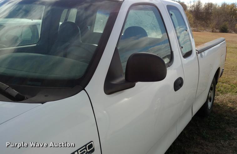 image for item DB0752 1997 Ford F150 SuperCab pickup truck