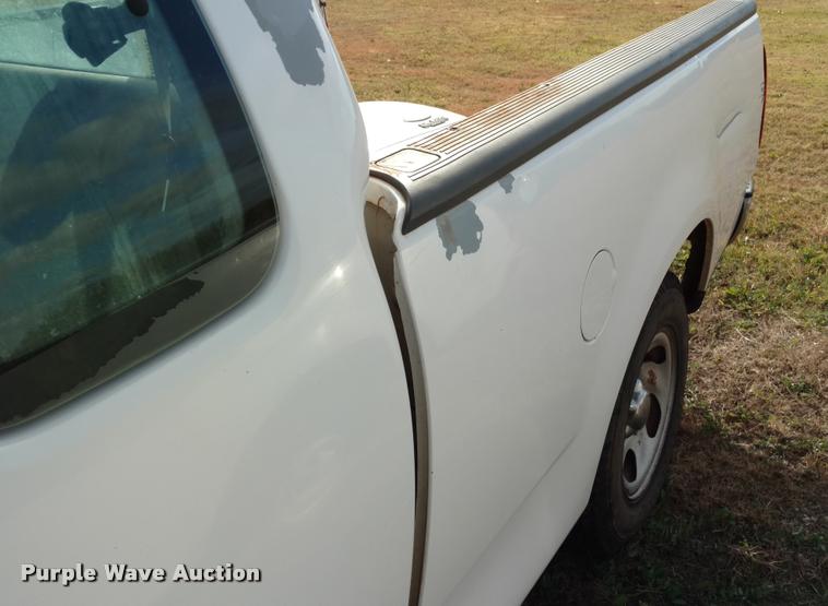 image for item DB0752 1997 Ford F150 SuperCab pickup truck