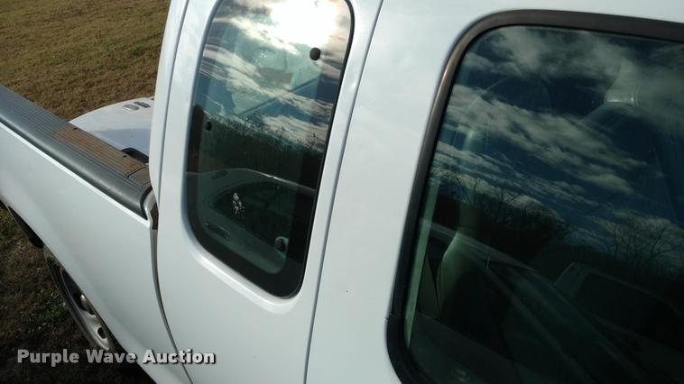 image for item DB0752 1997 Ford F150 SuperCab pickup truck