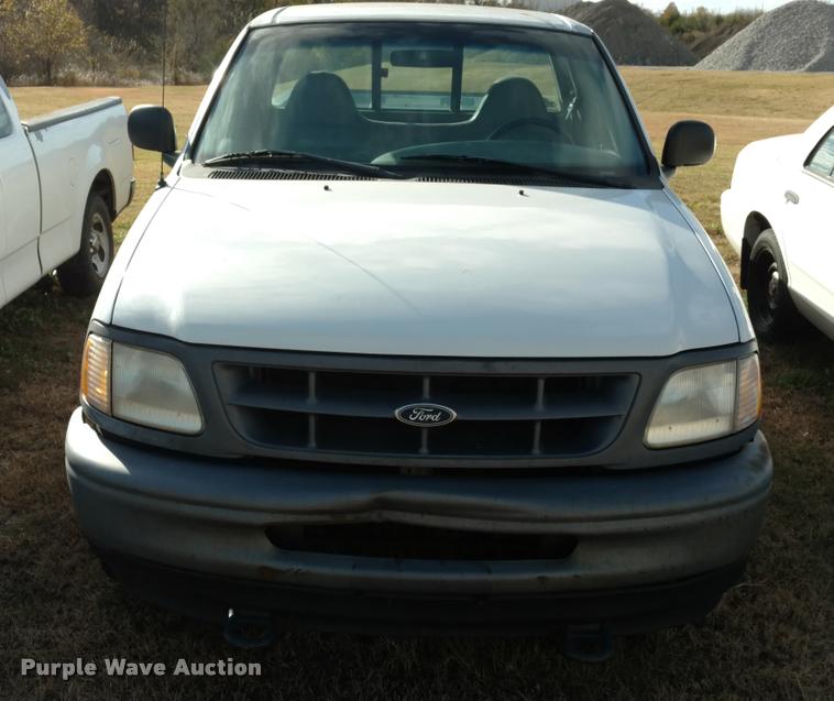 image for item DB0753 1998 Ford F150 pickup truck