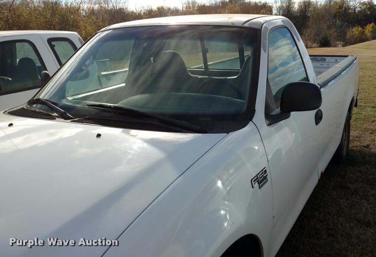 image for item DB0753 1998 Ford F150 pickup truck