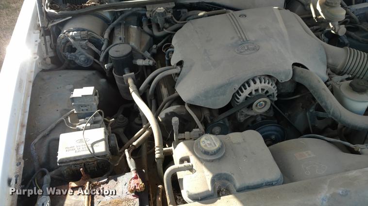 image for item DB0754 2002 Ford Crown Victoria Police Interceptor