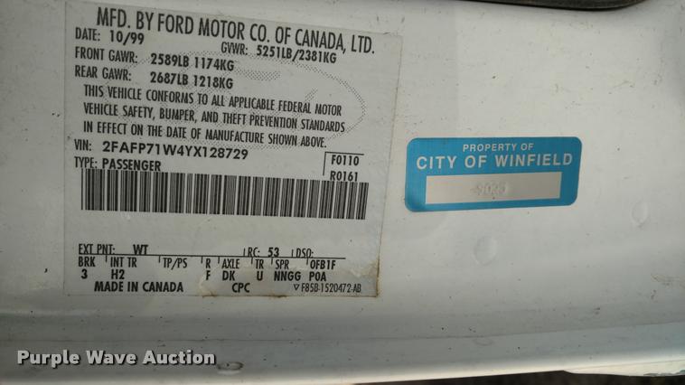 image for item DB0755 2000 Ford Crown Victoria Police Interceptor