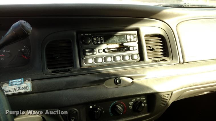 image for item DB0756 2004 Ford Crown Victoria Police Interceptor