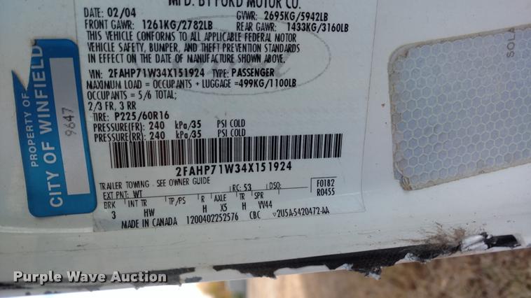 image for item DB0756 2004 Ford Crown Victoria Police Interceptor