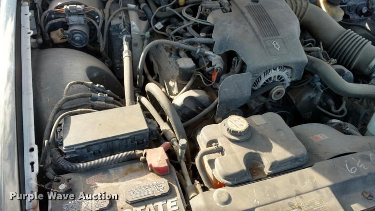 image for item DB0756 2004 Ford Crown Victoria Police Interceptor