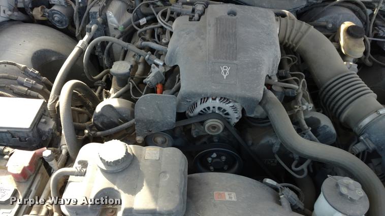 image for item DB0756 2004 Ford Crown Victoria Police Interceptor