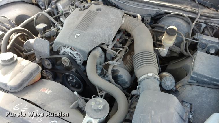 image for item DB0756 2004 Ford Crown Victoria Police Interceptor