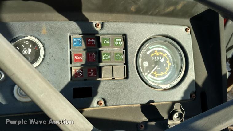 image for item DB0758 1994 AGCO Allis 4660 tractor