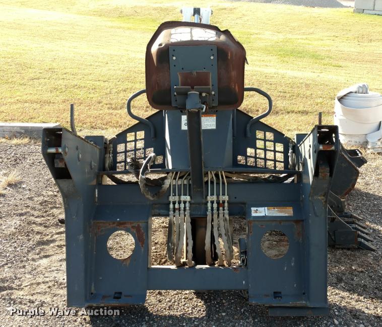 image for item DB0760 Bobcat 709 backhoe attachment