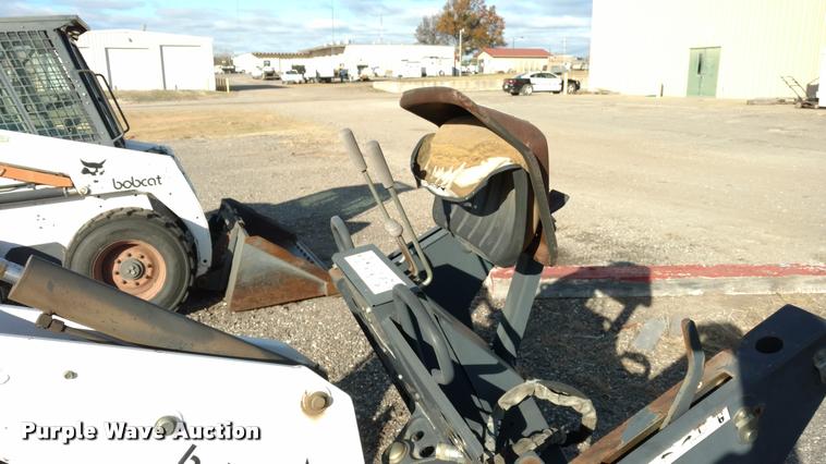 image for item DB0760 Bobcat 709 backhoe attachment