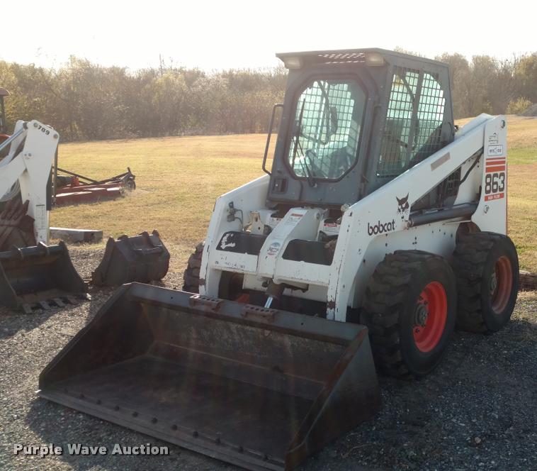 image for item DB0762 1998 Bobcat 863 skid steer