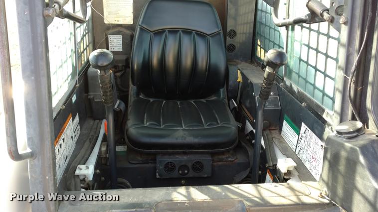 image for item DB0762 1998 Bobcat 863 skid steer