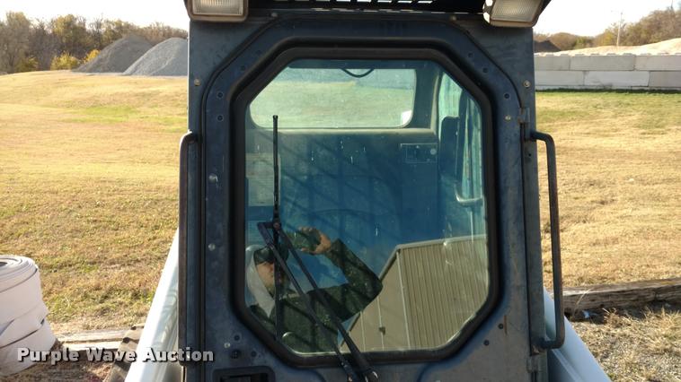 image for item DB0762 1998 Bobcat 863 skid steer