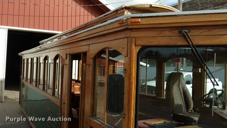 image for item DB0763 1981 GMC trolley