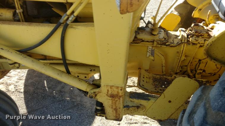image for item DB0767 Ford 3400 tractor