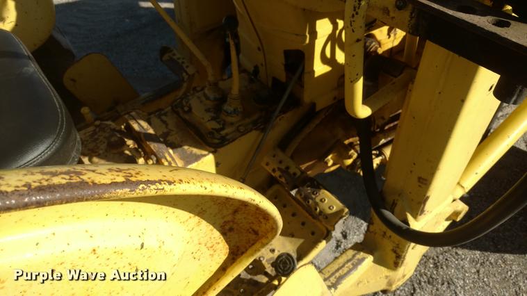 image for item DB0767 Ford 3400 tractor