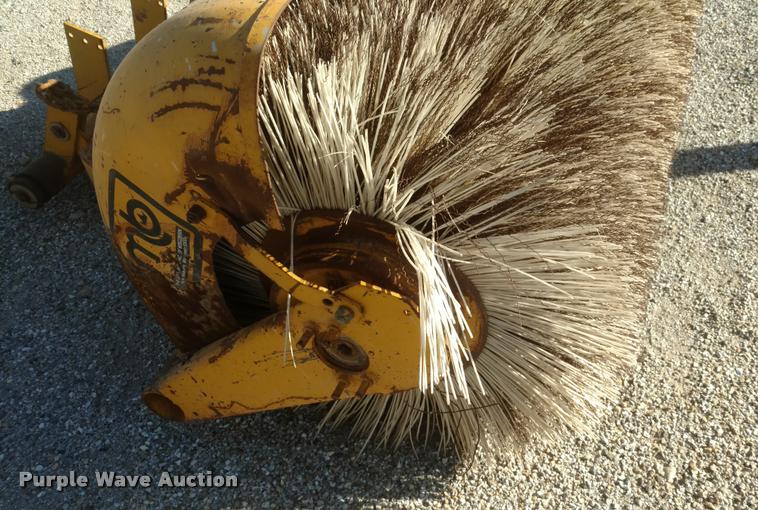 image for item DB0768 MB broom