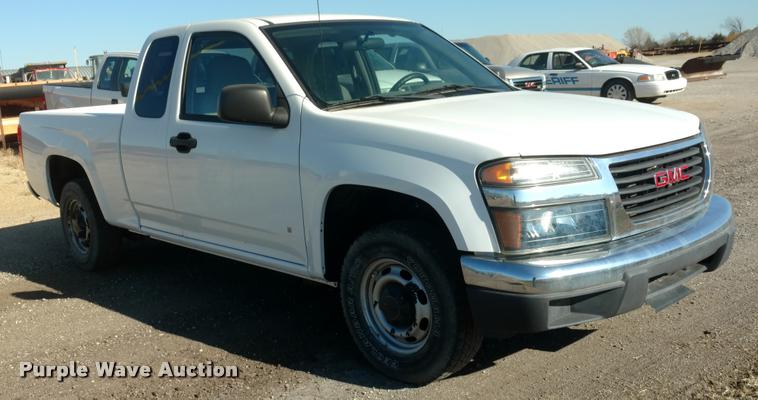 image for item DB0773 2008 GMC Canyon Ext. Cab pickup truck