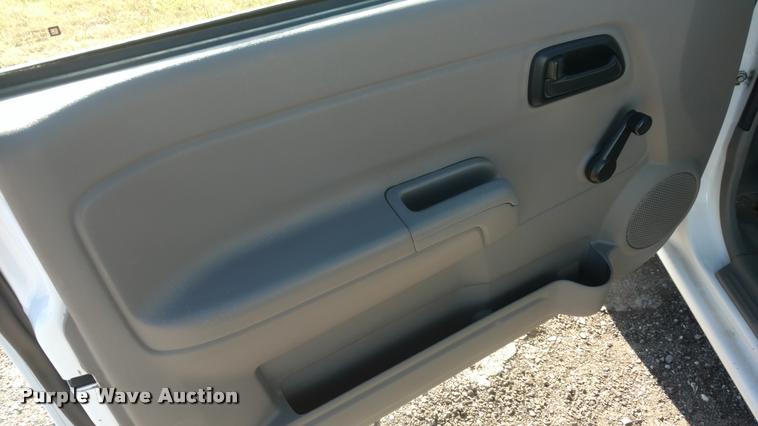 image for item DB0773 2008 GMC Canyon Ext. Cab pickup truck