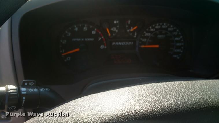 image for item DB0773 2008 GMC Canyon Ext. Cab pickup truck