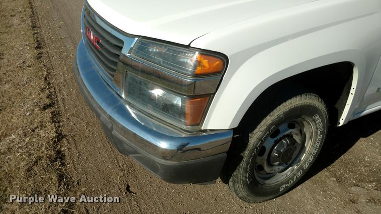 image for item DB0773 2008 GMC Canyon Ext. Cab pickup truck