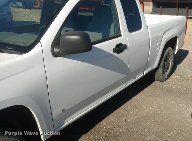 image for item DB0773 2008 GMC Canyon Ext. Cab pickup truck