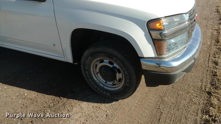 image for item DB0773 2008 GMC Canyon Ext. Cab pickup truck