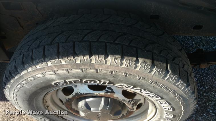 image for item DB0773 2008 GMC Canyon Ext. Cab pickup truck