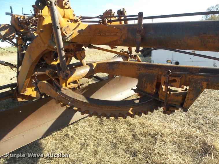 image for item DB1761 Allis Chalmers scraper