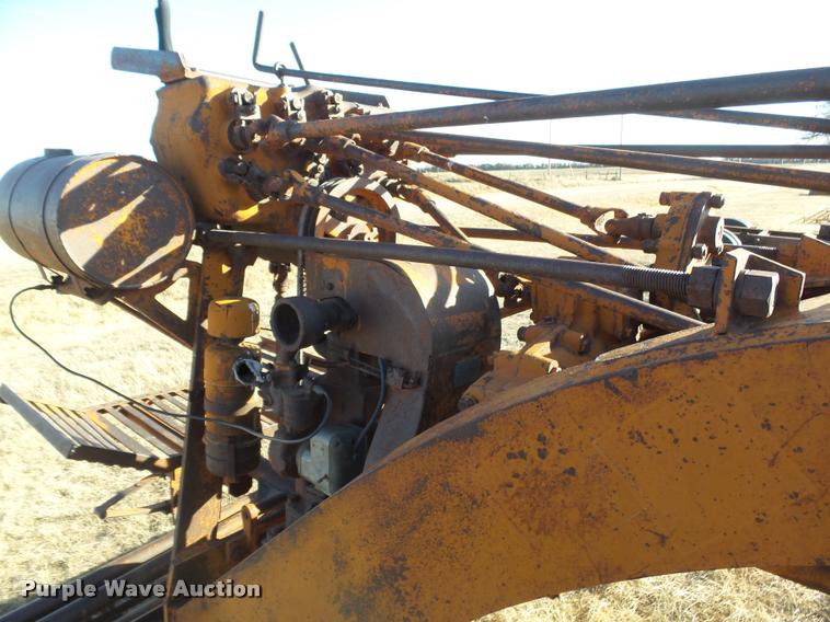 image for item DB1761 Allis Chalmers scraper