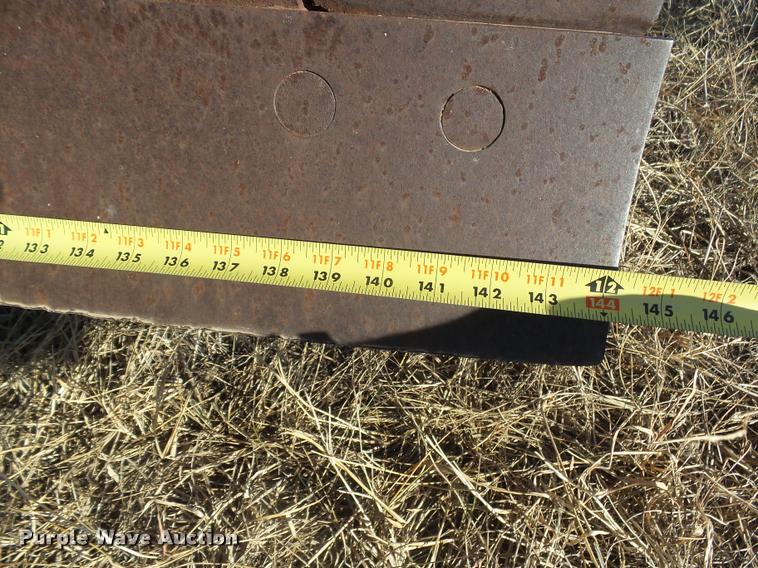 image for item DB1761 Allis Chalmers scraper