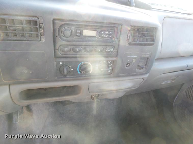 image for item DB1766 1999 Ford F250 Super Duty pickup truck